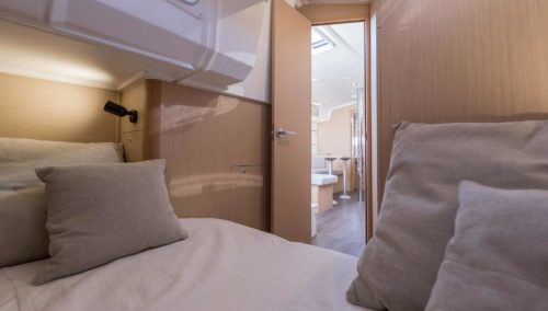 BENETEAU Oceanis 38.1