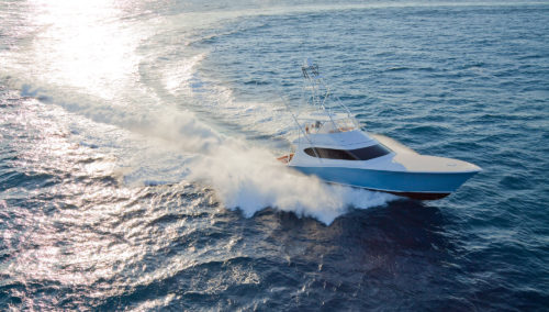 Hatteras GT70