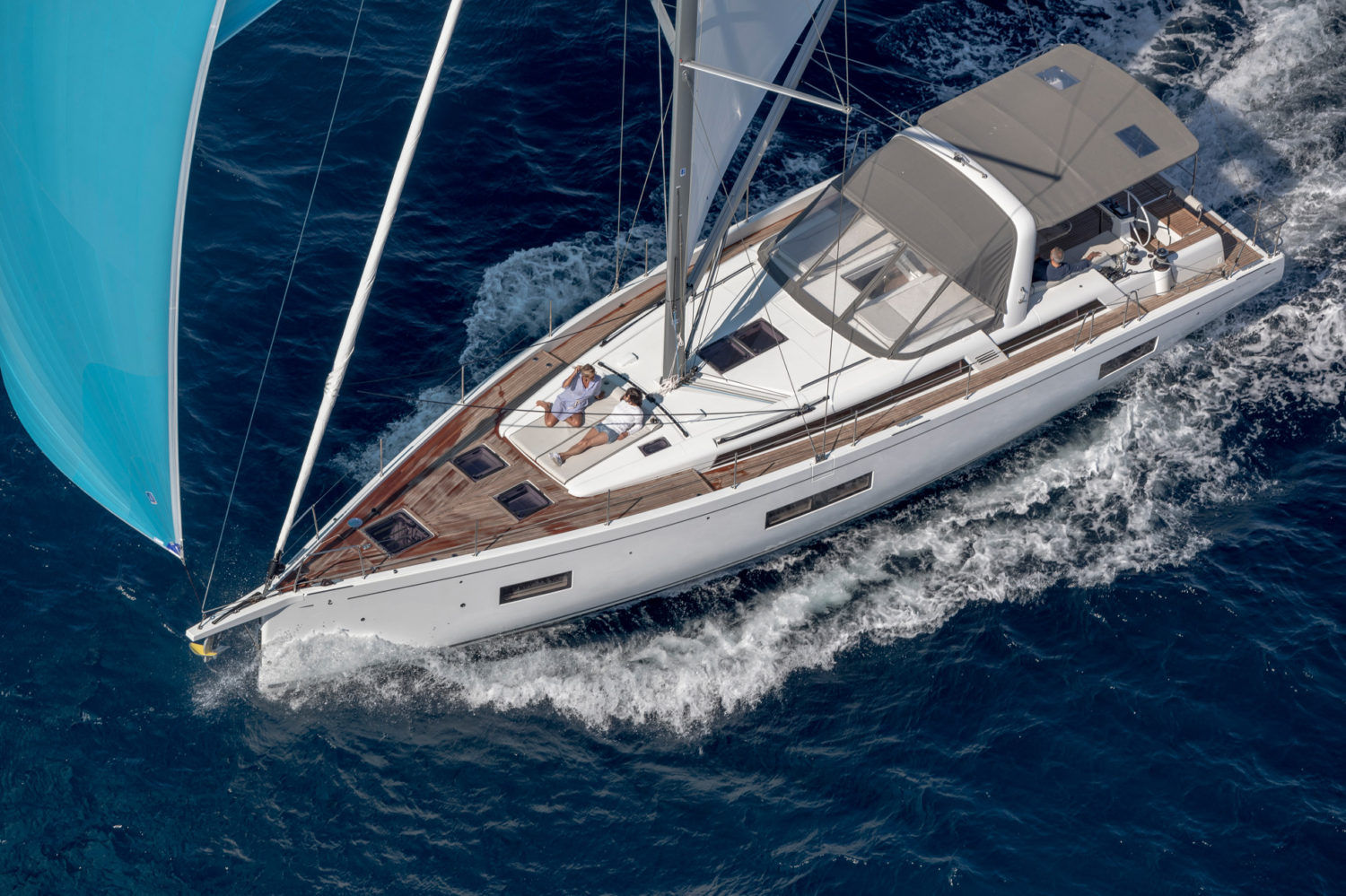 Oceanis Yacht 54