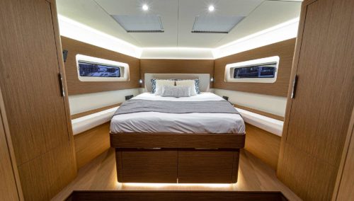 Beneteau Oceanis Yacht 54