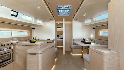 Beneteau Oceanis Yacht 54