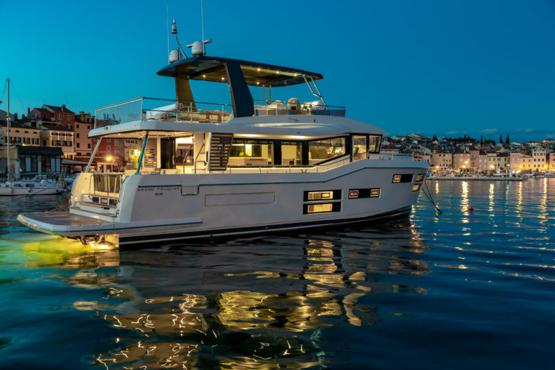 BENTEAU Grand Trawler 62 Exterior at Night