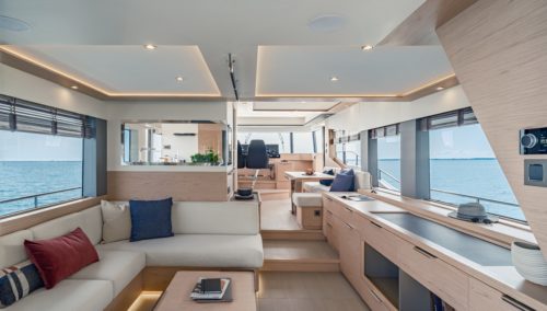 BENTEAU Grand Trawler 62 Interior