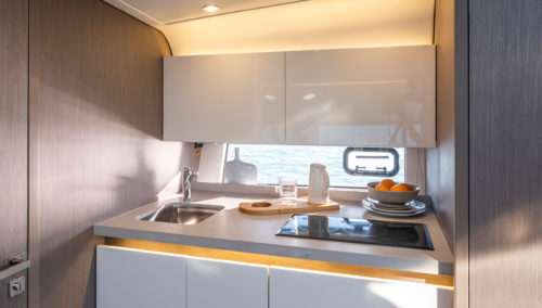 BENETEAU Gran Turismo 41 Galley