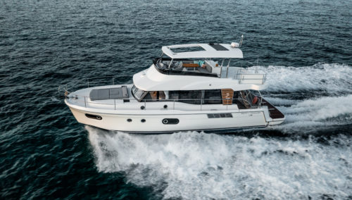 BENETEAU Swift Trawler 48 Exterior