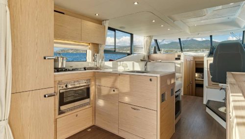 Beneteau Swift Trawler 48
