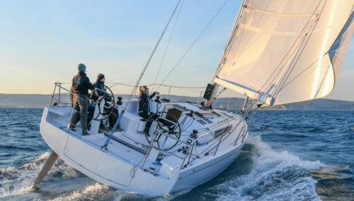 BENETEAU First 36 sailing