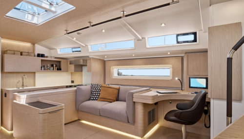 BENETEAU Oceanis 60 Interior