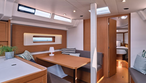 BENETEAU First 44 Interior
