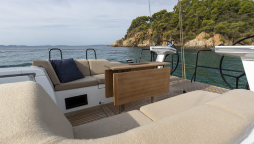 BENETEAU First 44 Cockpit