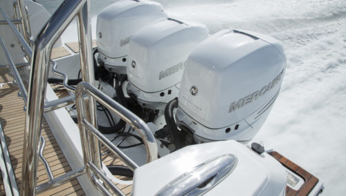 Engines on Wellcraft 355